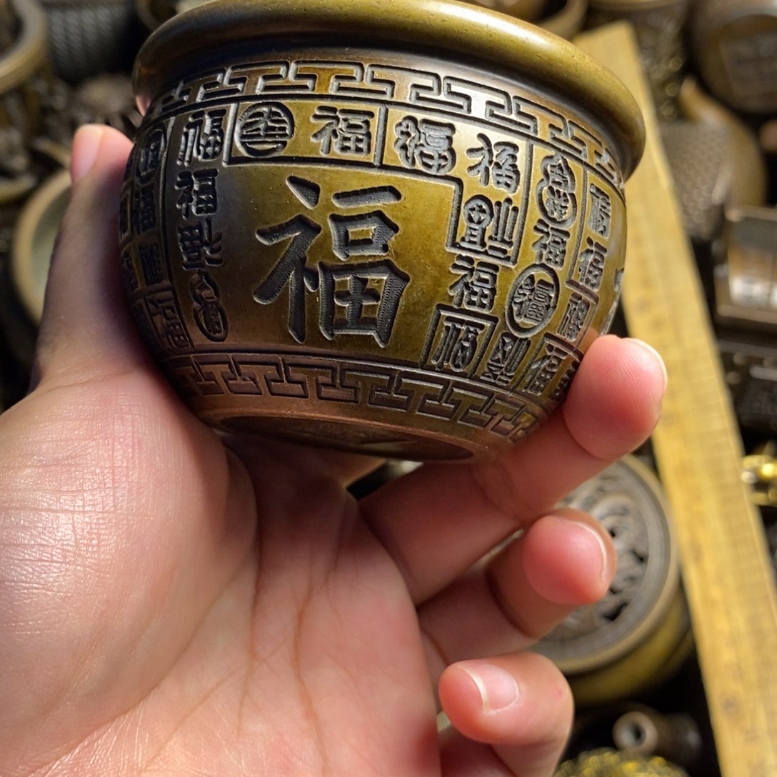 精美铜器做工精良