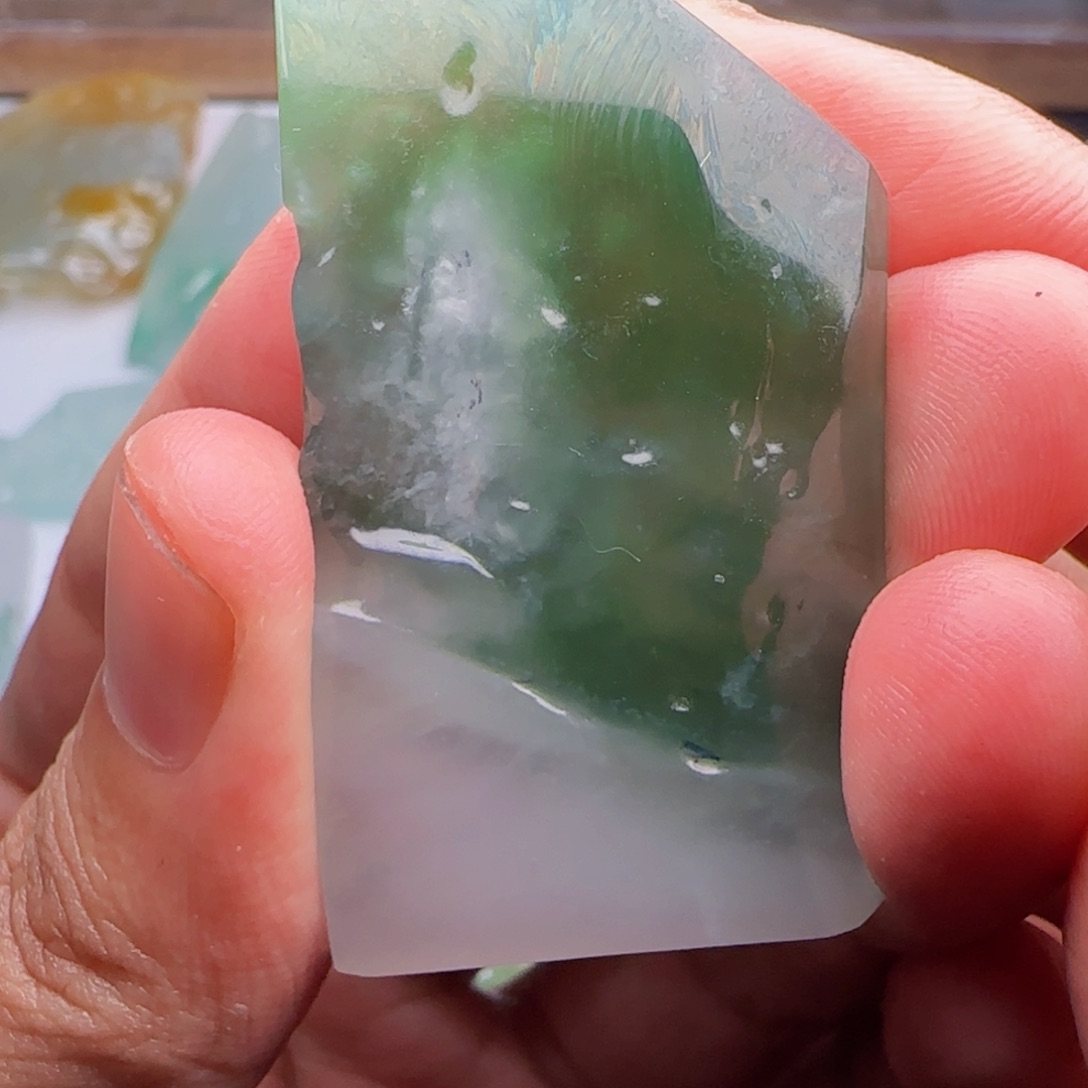 定制翡翠未镶嵌不包工