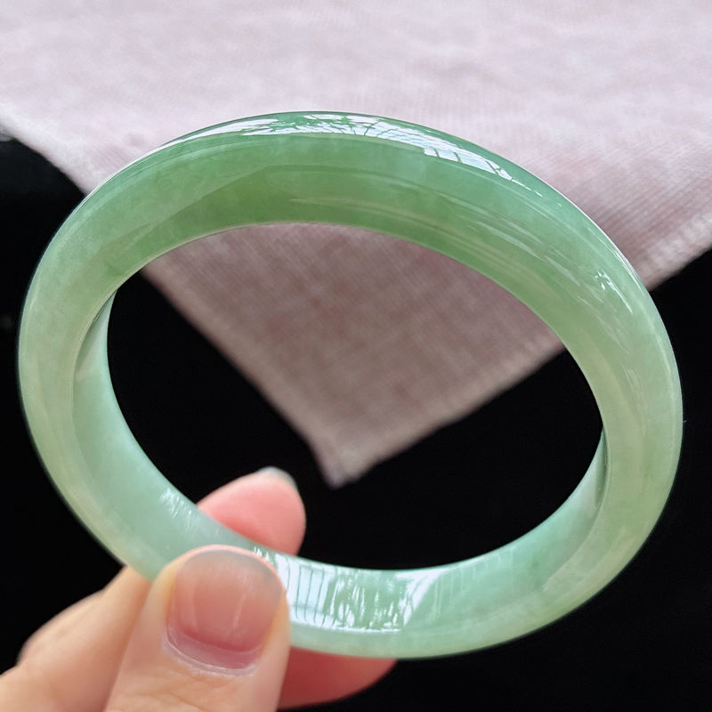 58圈25462冰糯种水润半山水浅绿翡翠手镯子正圈玉手环a15