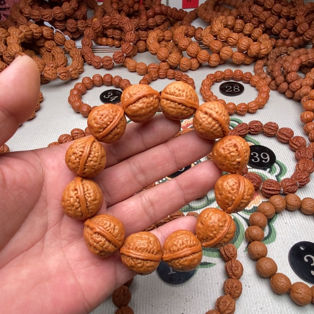 文玩核桃手串麒麟纹一道筋2.0