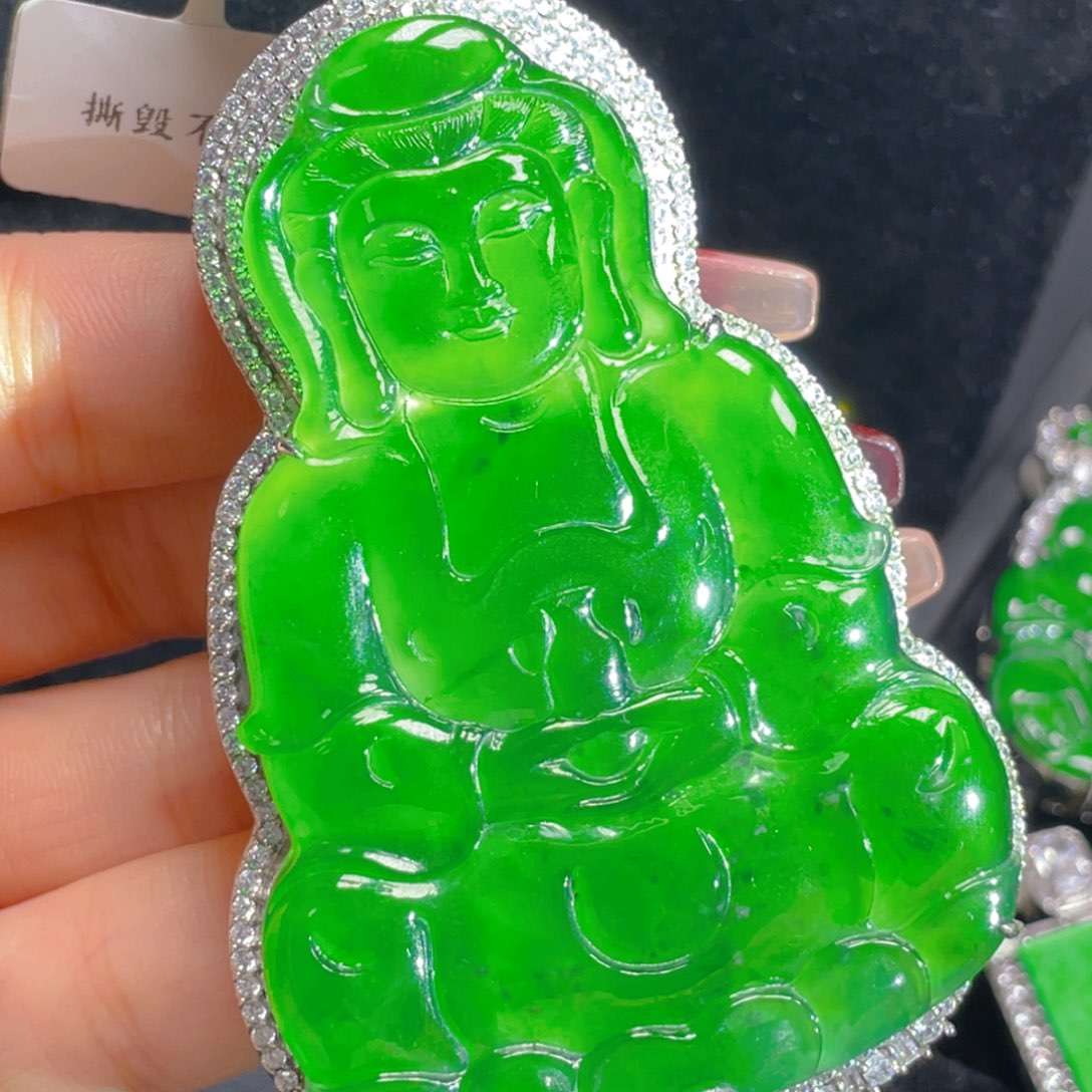 翡翠吊坠(不含链)未镶嵌