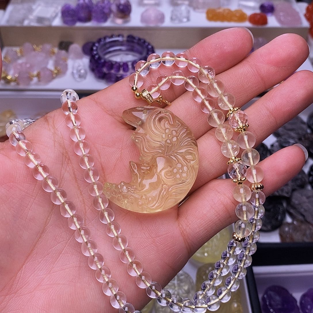水晶颈饰未镶嵌黄水月亮狐吊坠 送链子