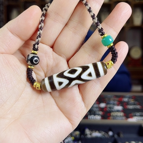 玛瑙/玉髓颈饰合金