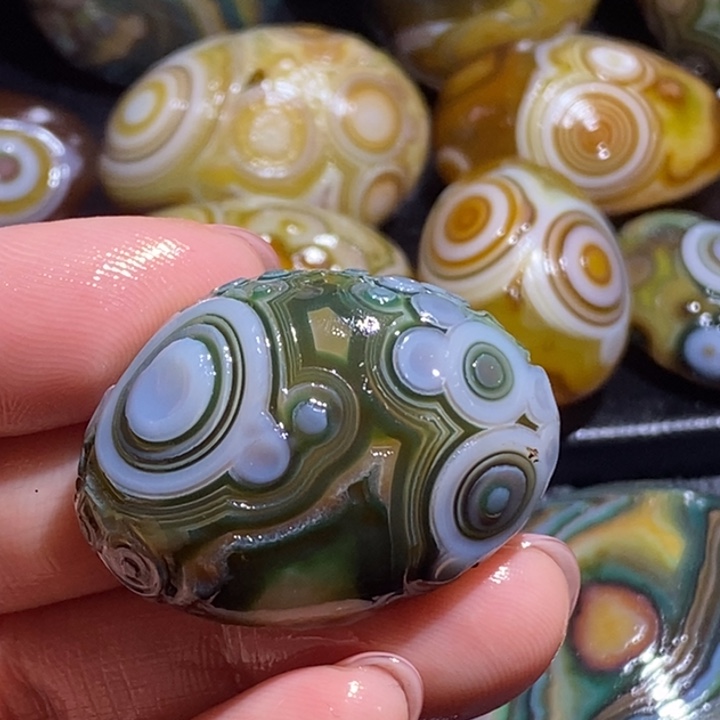 玛瑙/玉髓未镶嵌珠宝奇石115