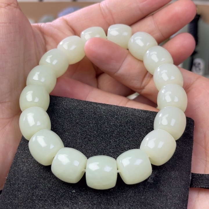 手串未镶嵌和田玉白****黑