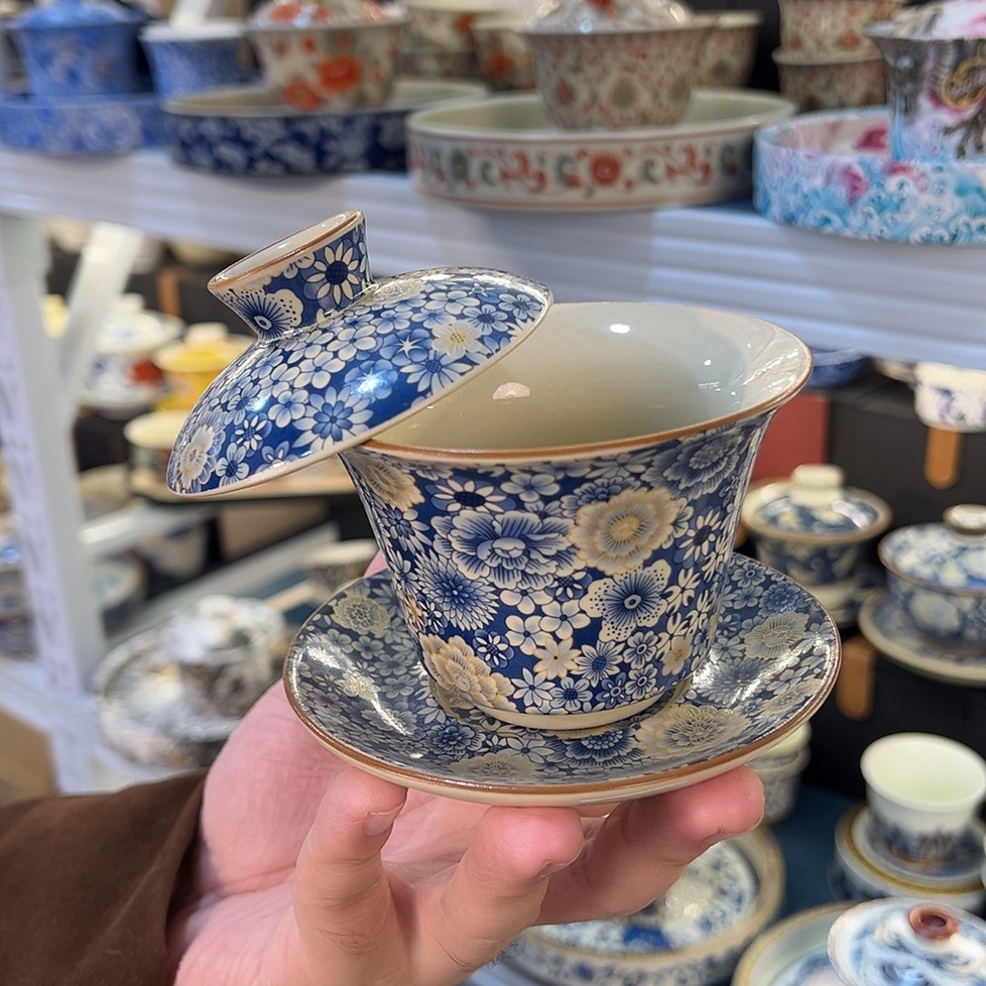 盖碗很漂亮我很喜欢