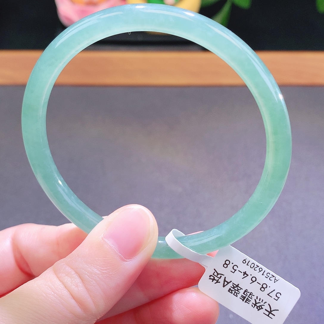翡翠未镶嵌手镯天然翡翠