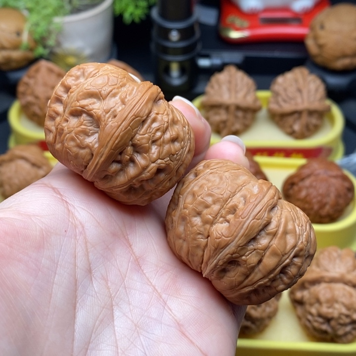 【闪购商品】文玩核桃吊坠43平谷元宝