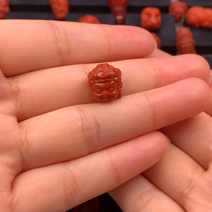 南红玛瑙未镶嵌黄财神11.5MM