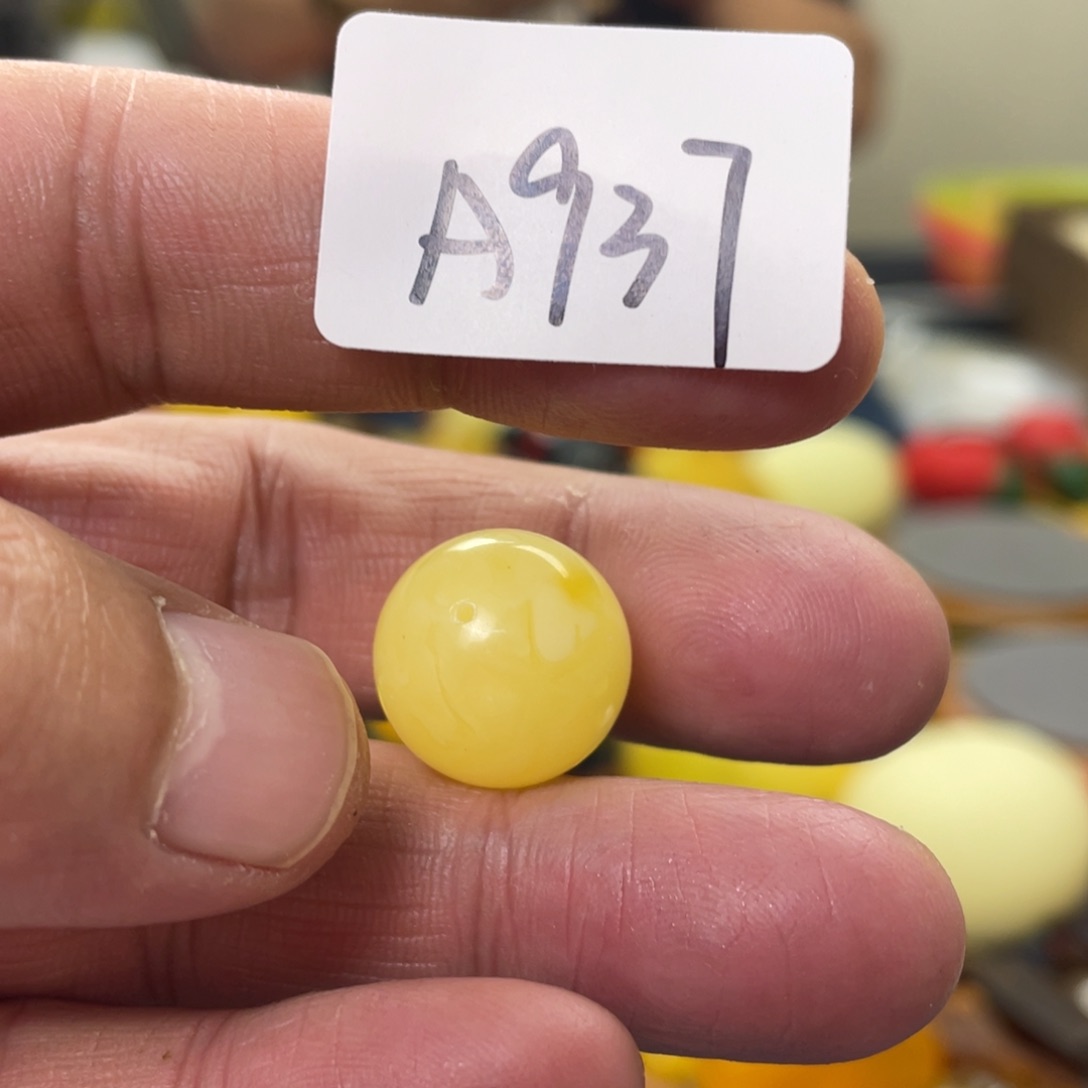 手链琥珀未镶嵌多样性发，发其中一件