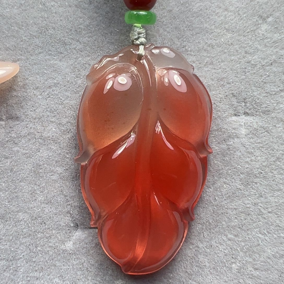 南红玛瑙未镶嵌吊坠