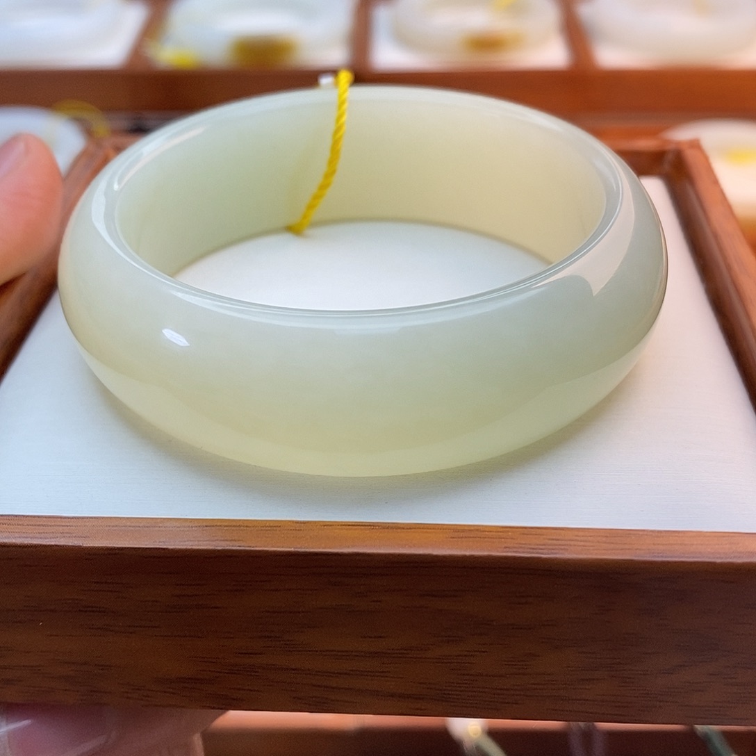 和田玉（白玉）未镶嵌手链