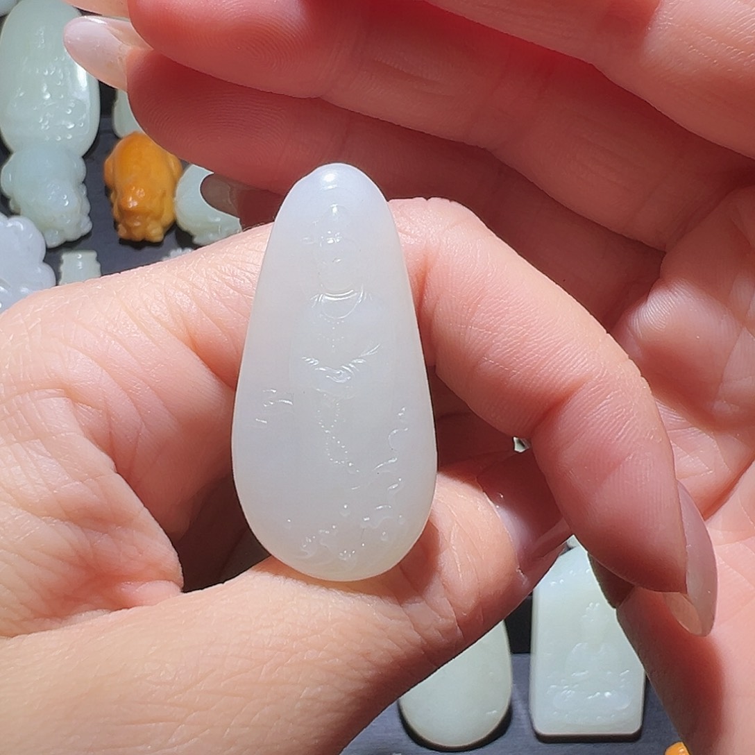 颈饰未镶嵌和田玉L**雪