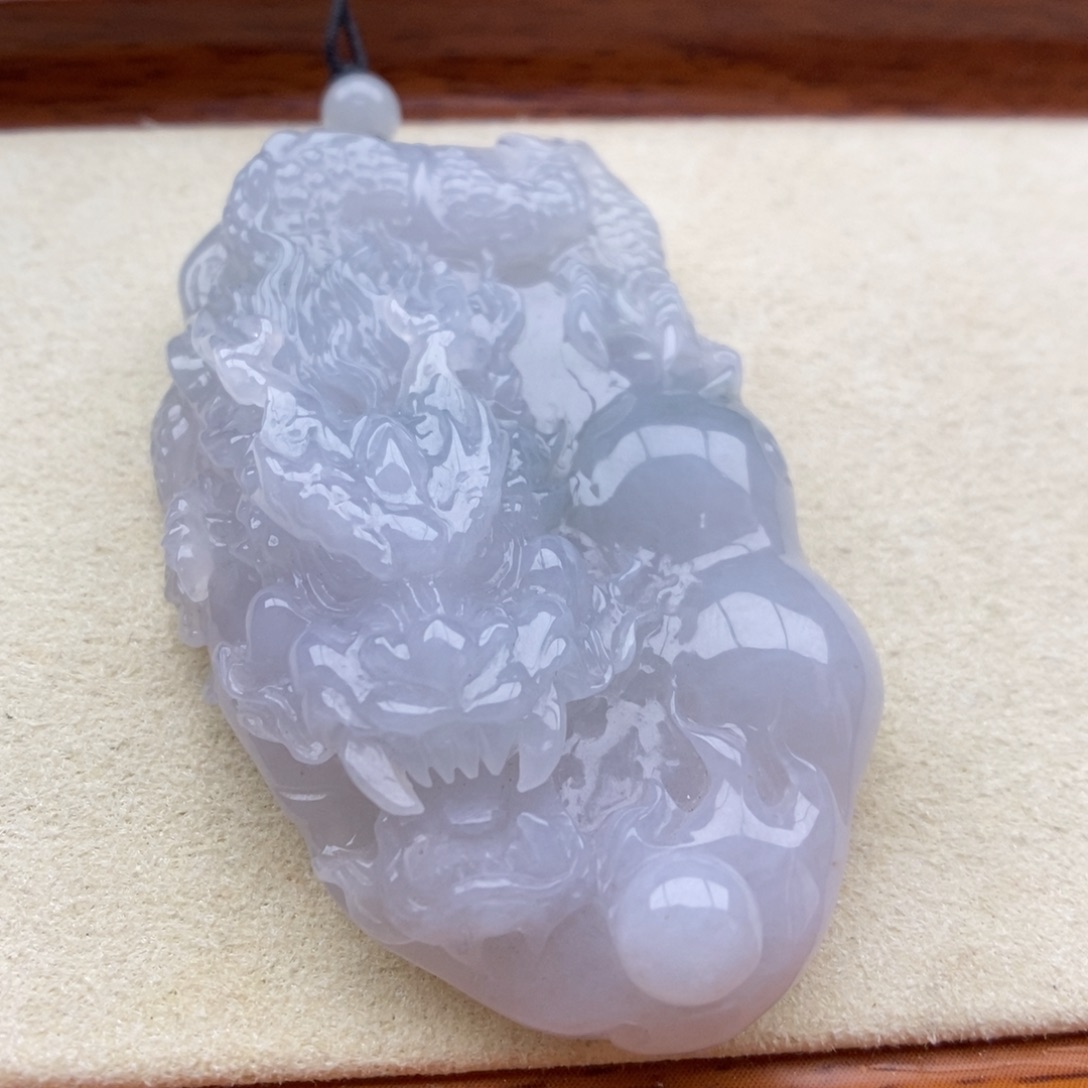 翡翠未镶嵌颈饰吊坠