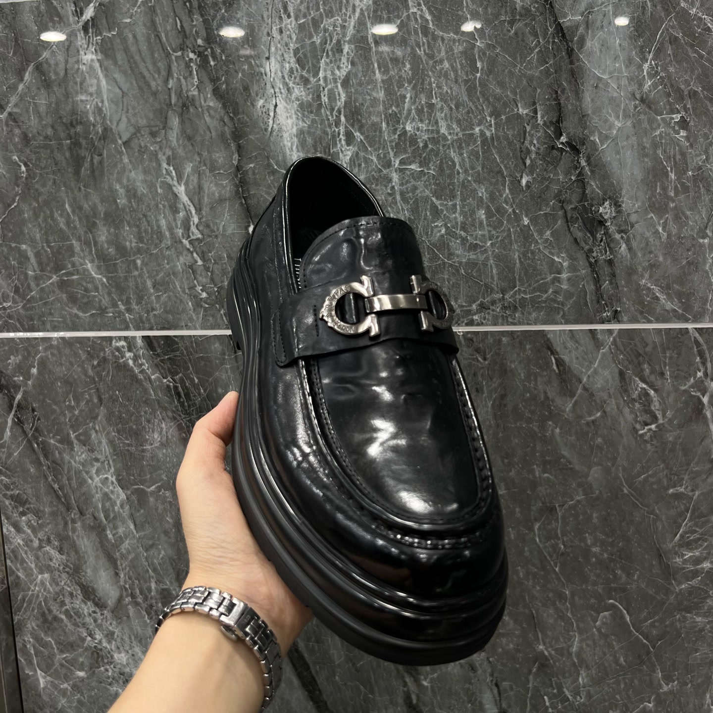 9119秋季新款时尚百搭一脚蹬头层牛皮套脚乐福鞋真皮商务休闲皮鞋