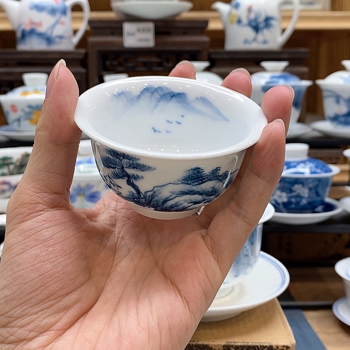 手绘山水压手杯85cc釉下彩微瑕福利款