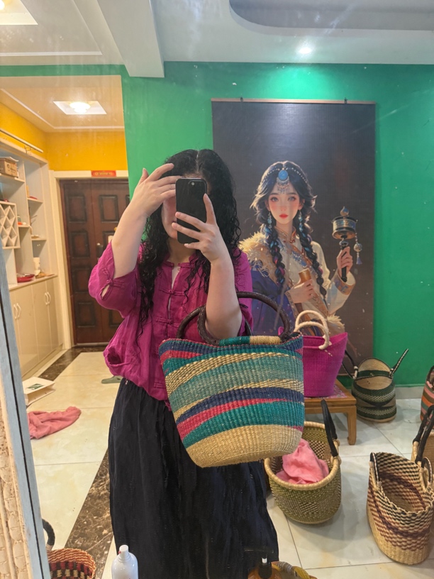 手提包休闲见外包装单肩手工编织撞色手拿包休闲风