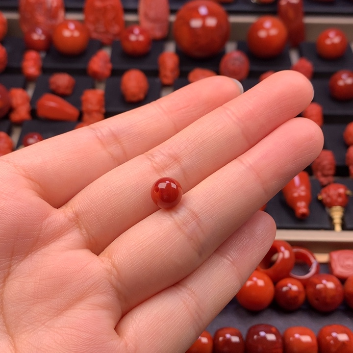 阿***汇南红玛瑙未镶嵌圆珠单珠8MM