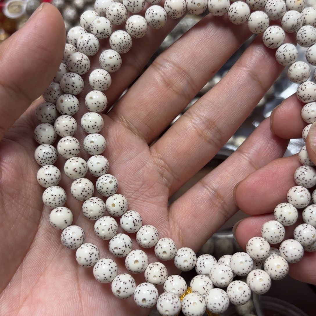 X***…星月菩提手串星月原生态8圆