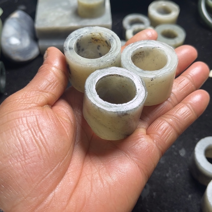 和田玉（糖玉）未镶嵌珠宝半成品