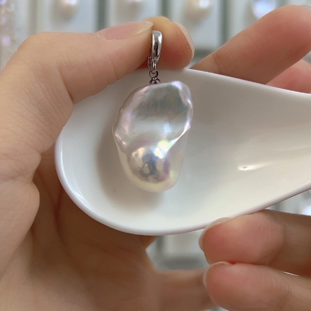 银S925镶嵌淡水珍珠颈饰