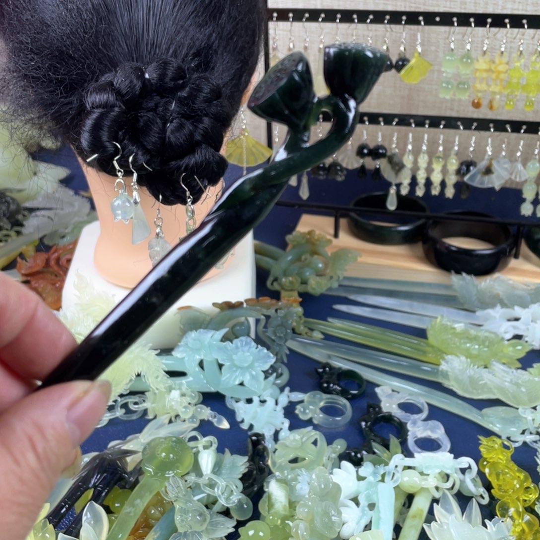 蛇纹石玉发饰未镶嵌