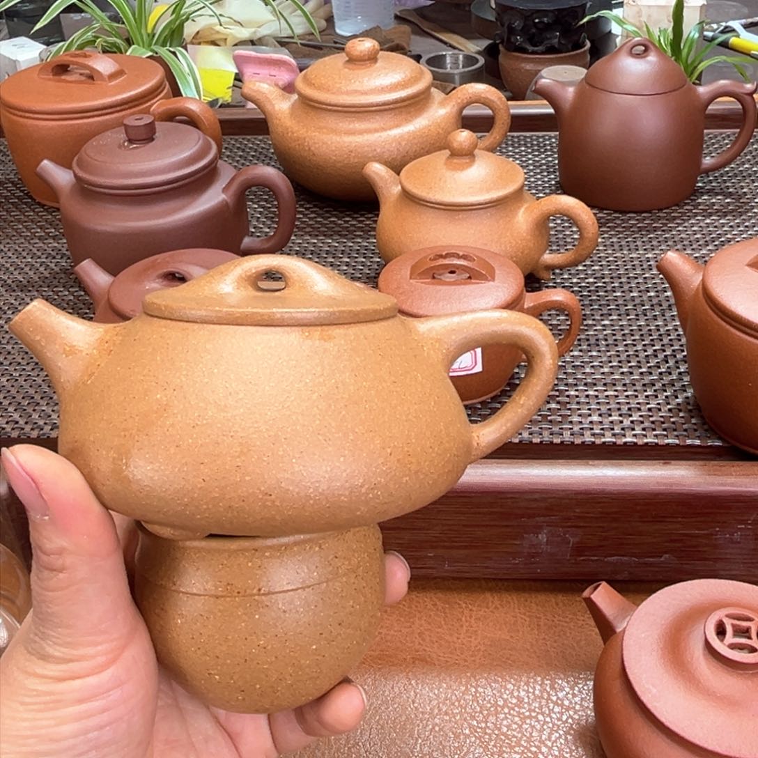 紫砂茶壶石瓢220cc黄金段