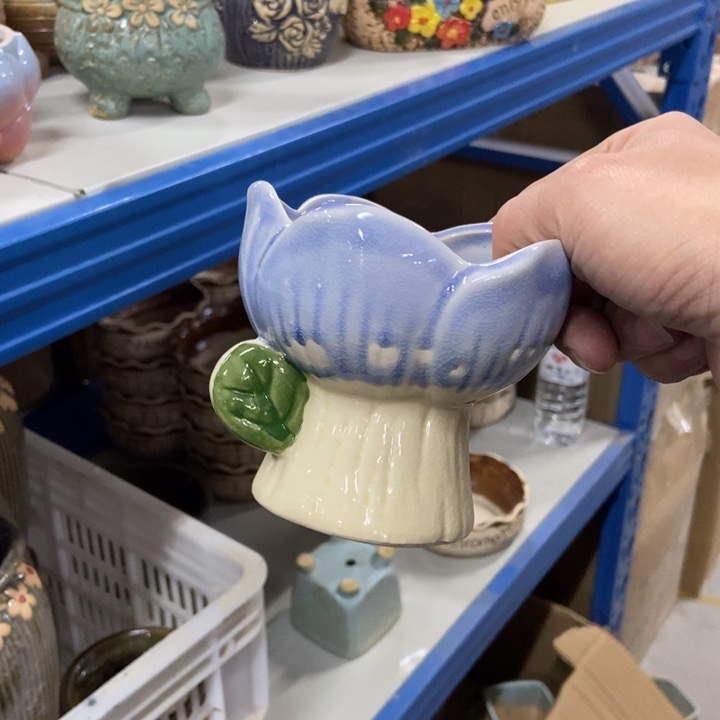 陶瓷花盆单场满9.9发9.5*9.5瑕疵