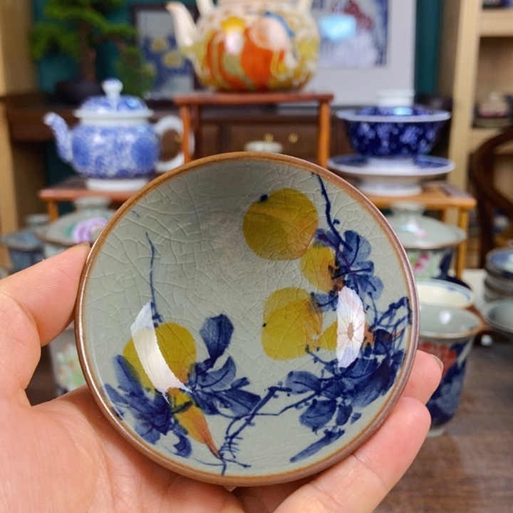 瓷片手工制作工艺精湛等特点为