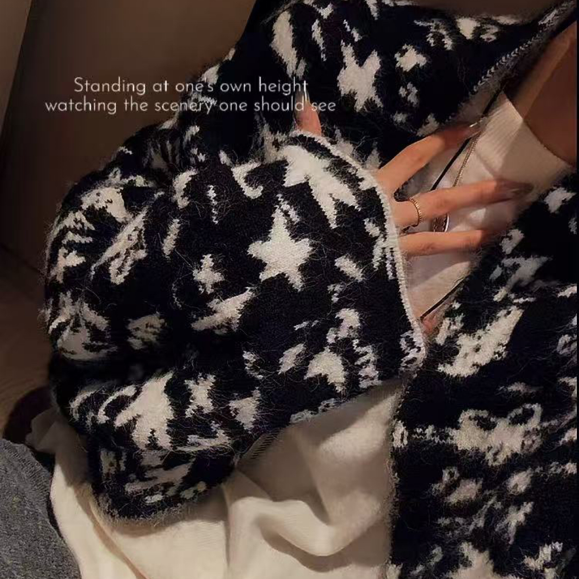 【星光灵动】复古黑白撞色提花针织衫2025秋冬新款设计感小众时尚