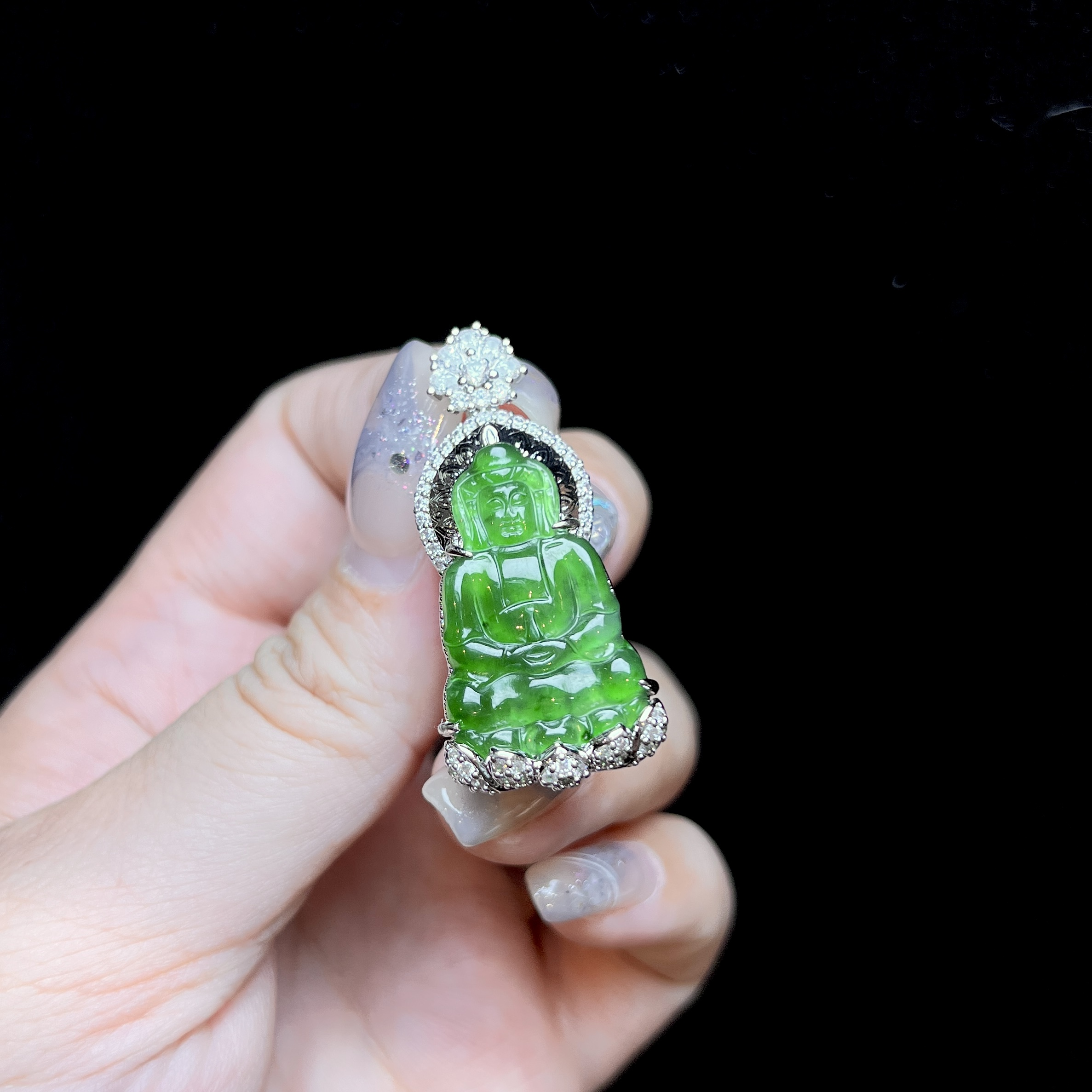 【上旭珠宝】天然翡翠A货绿观音吊坠 多样性发一件