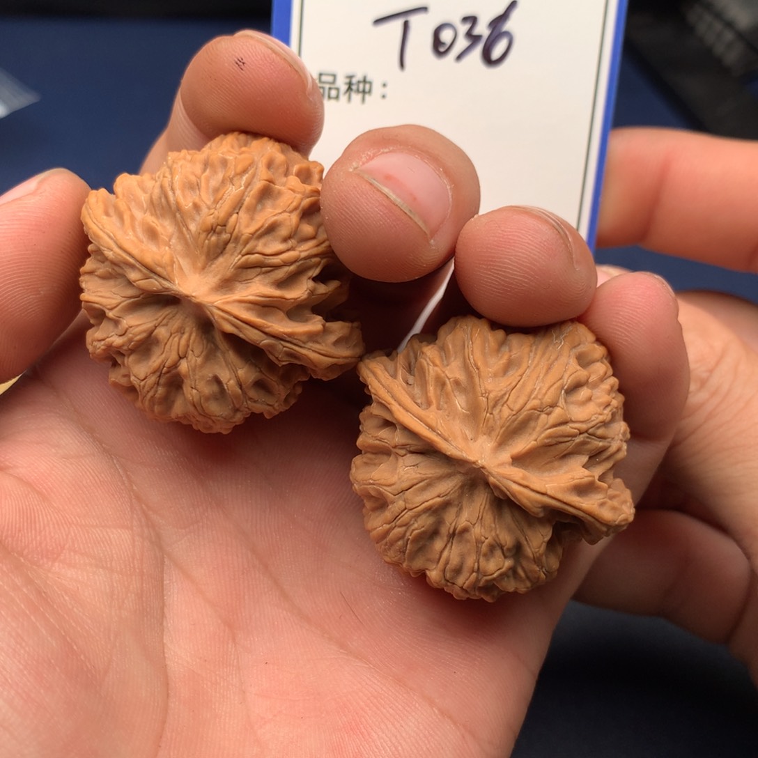 文玩核桃把件四座楼036