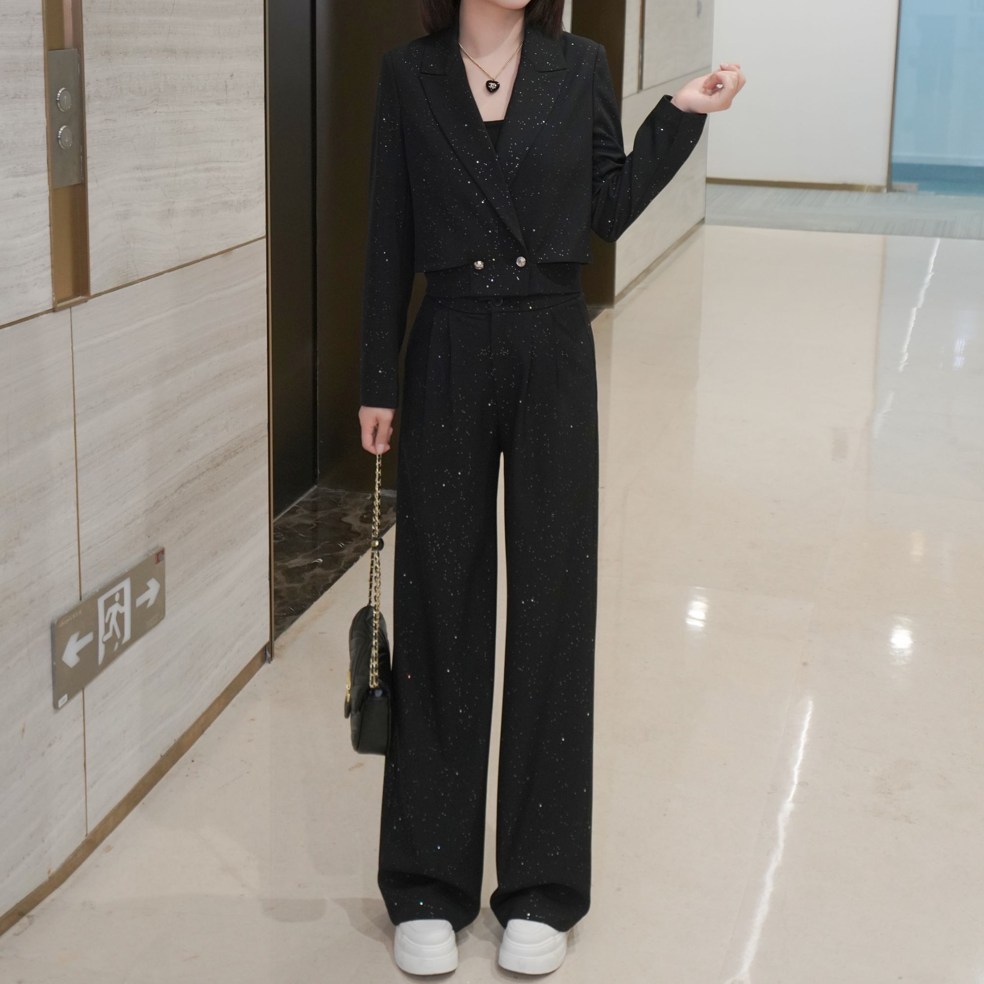短款西装外套女套装春夏2025新款气质正装高级感小个子西服两件套