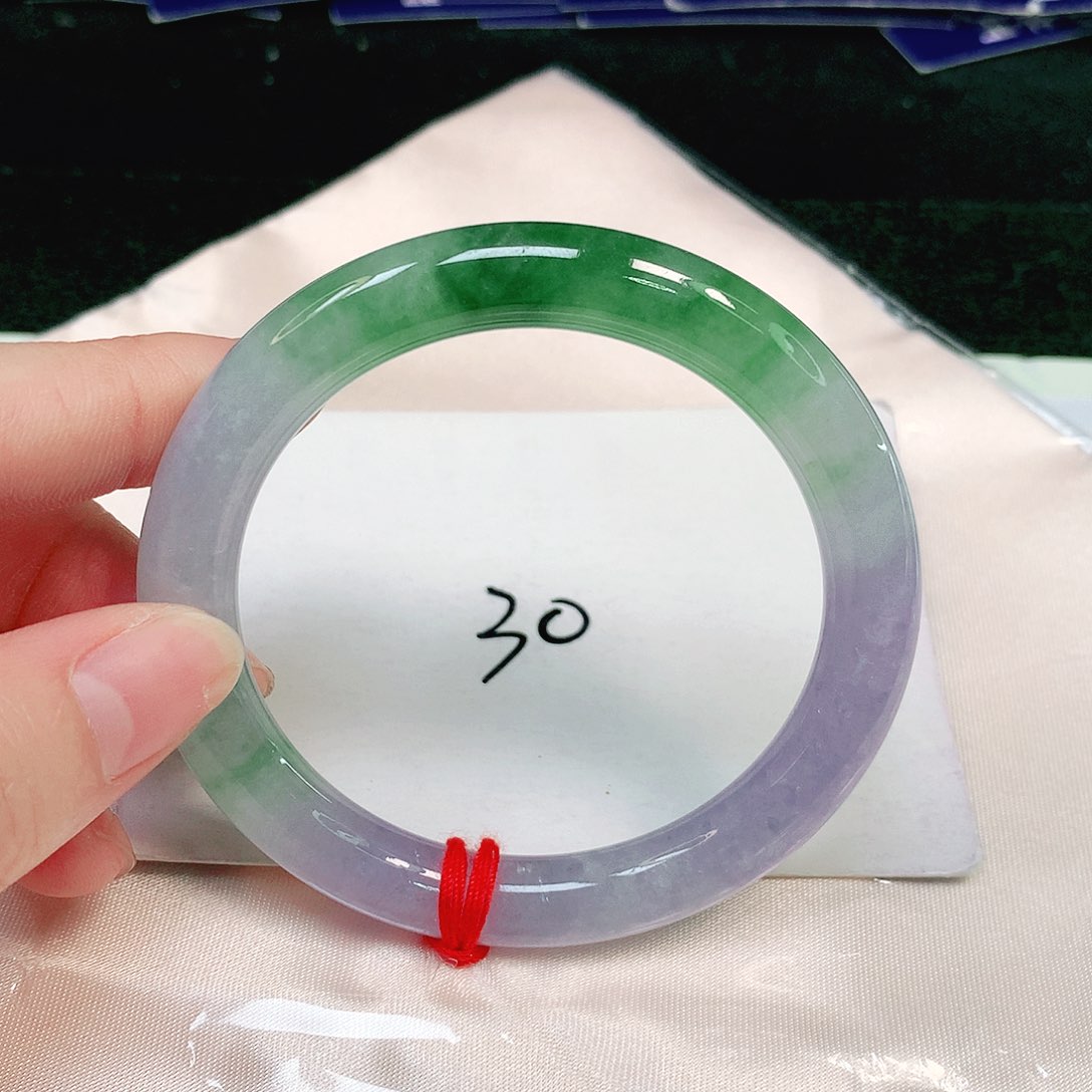 翡翠手镯（圆镯）未镶嵌