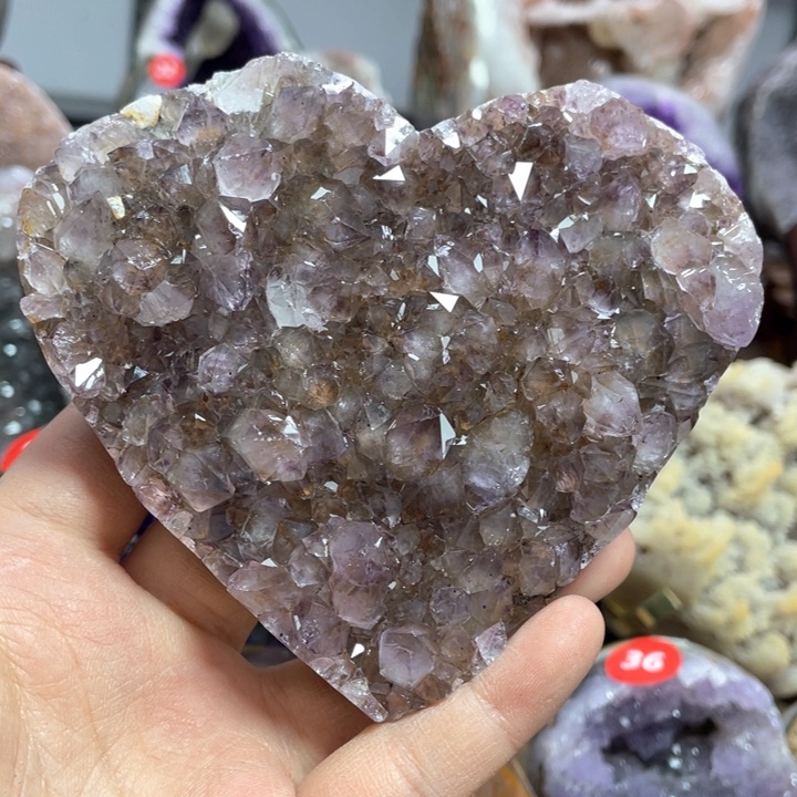 水晶摆件未镶嵌捡漏