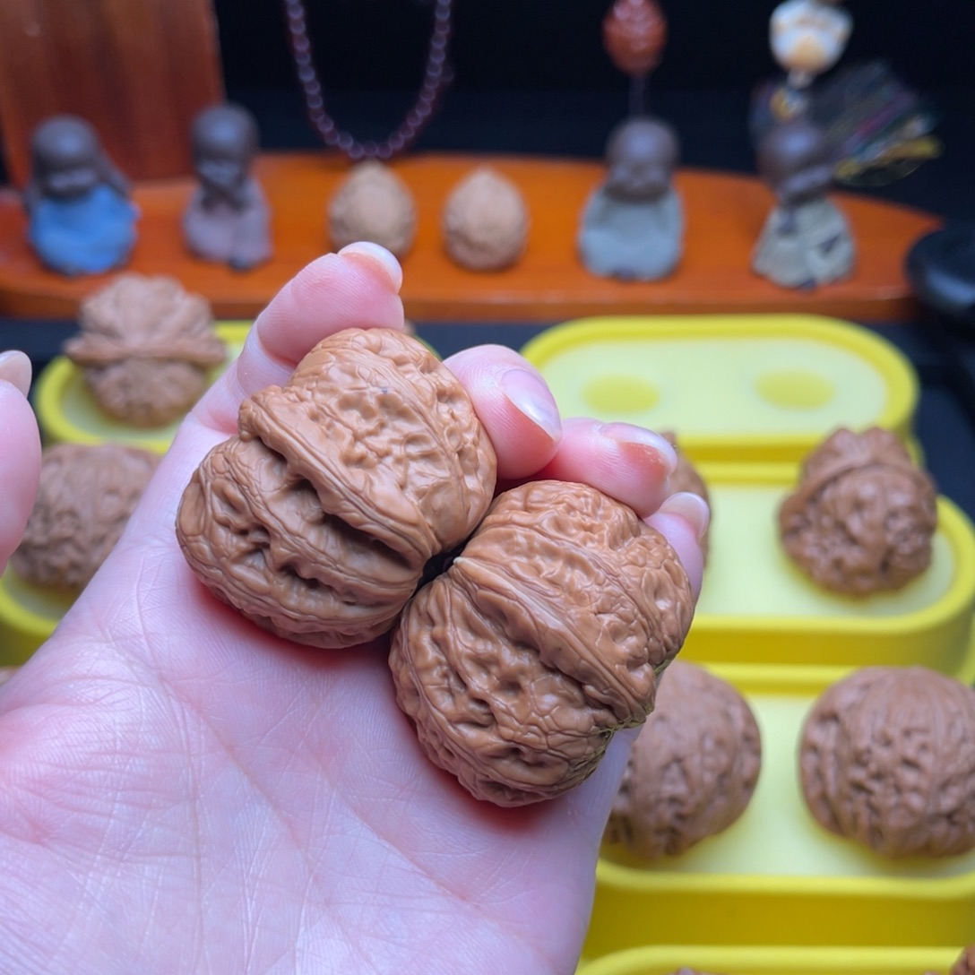 文玩核桃把件40元宝