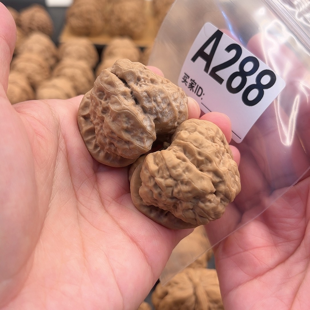 桃核把件养****利蛙蛙精品41