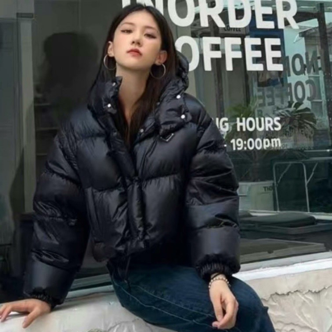 99新 Prada/普拉达 E600259/三角标两穿可拆卸袖羽绒服/38码