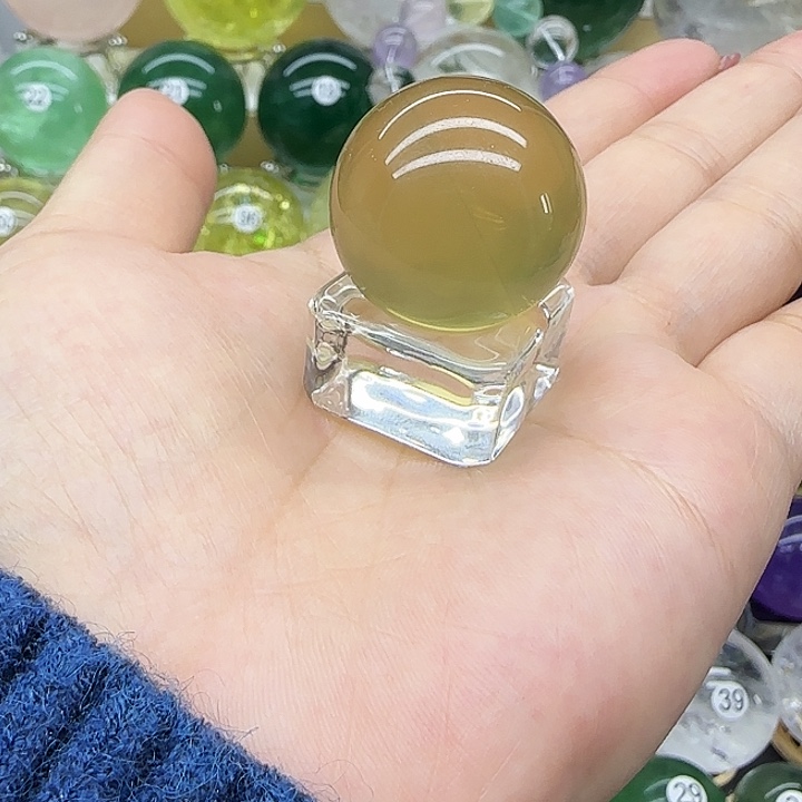 未镶嵌珠宝半成品水晶