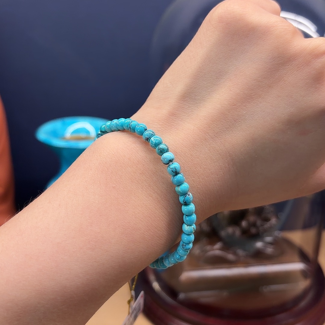 绿松石未镶嵌颈饰