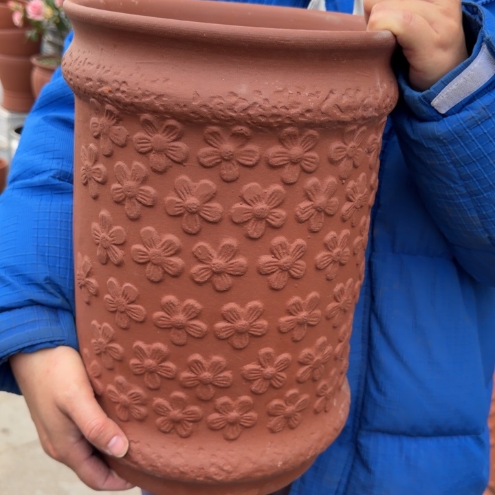 紫砂花盆口25高37宜兴紫砂 底部瑕疵