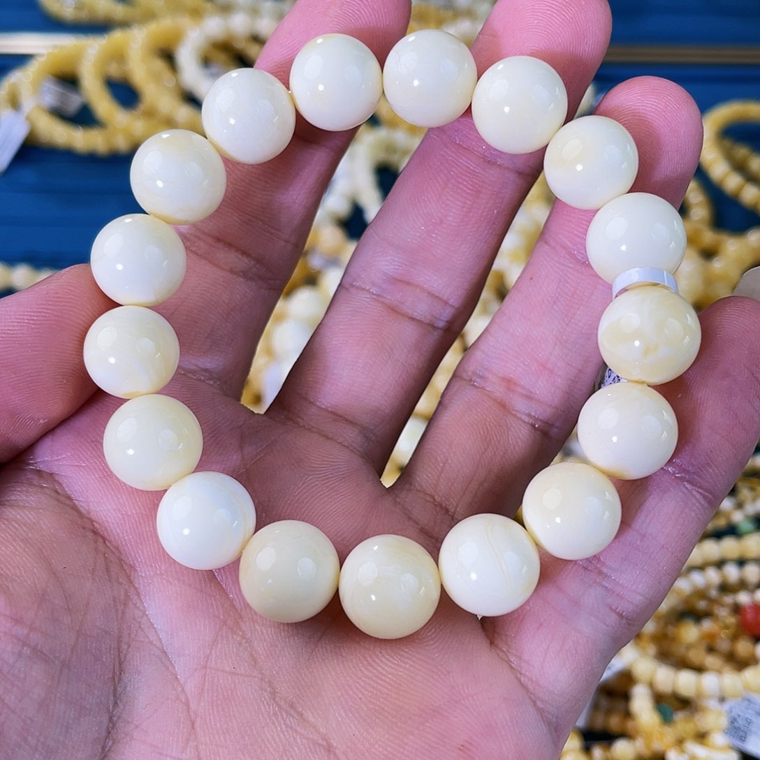 琥珀裸石未镶嵌DY241109A010-THL