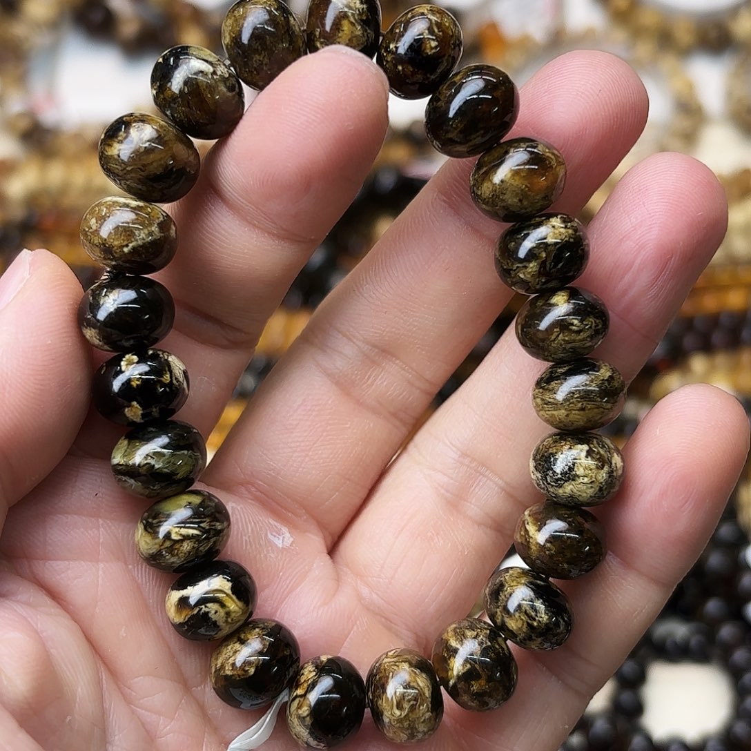 琥珀未镶嵌裸石十一90599