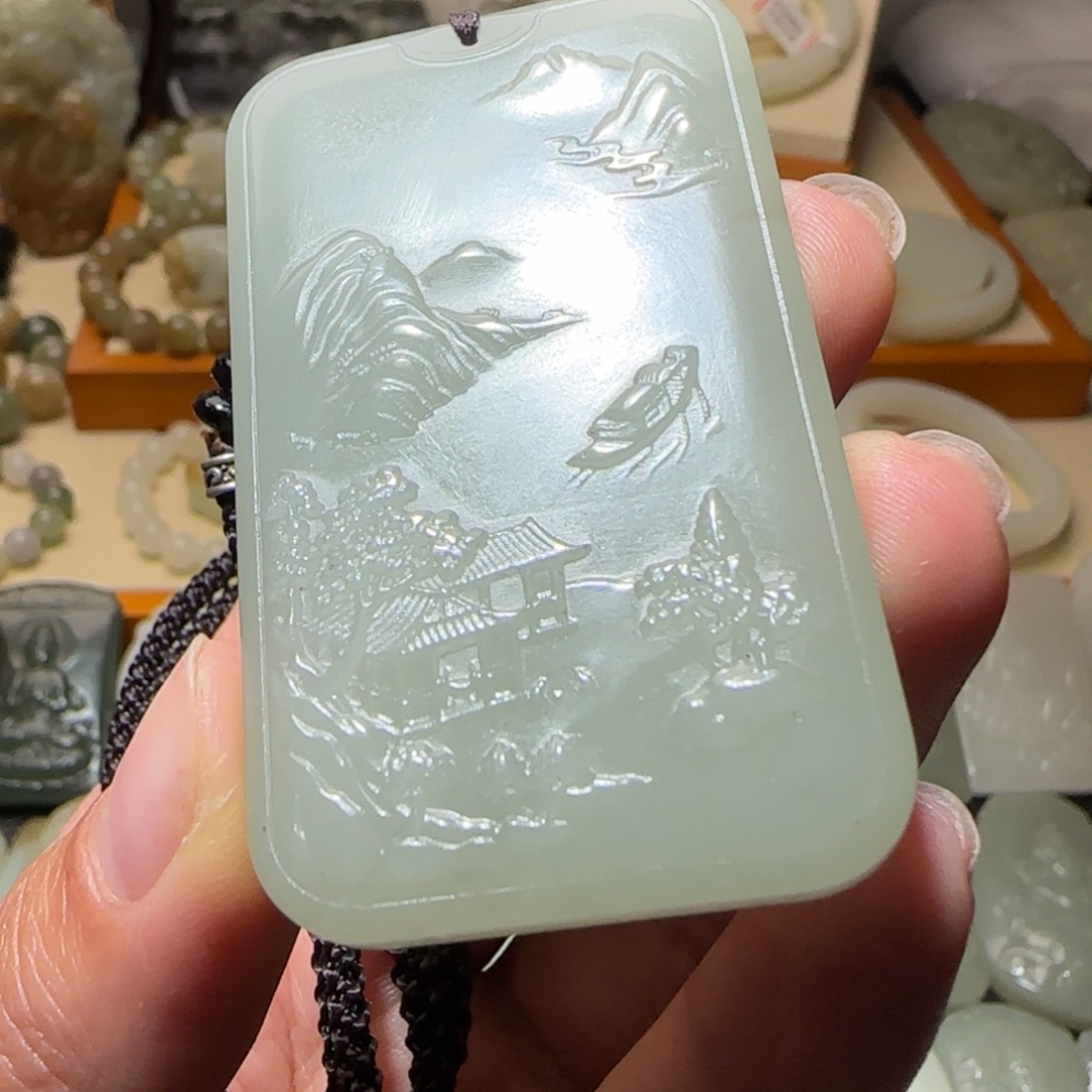 和田玉未镶嵌颈饰