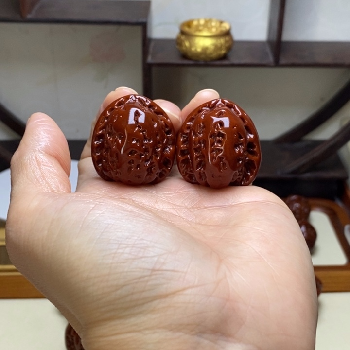 ****顺文玩核桃把件百年小球