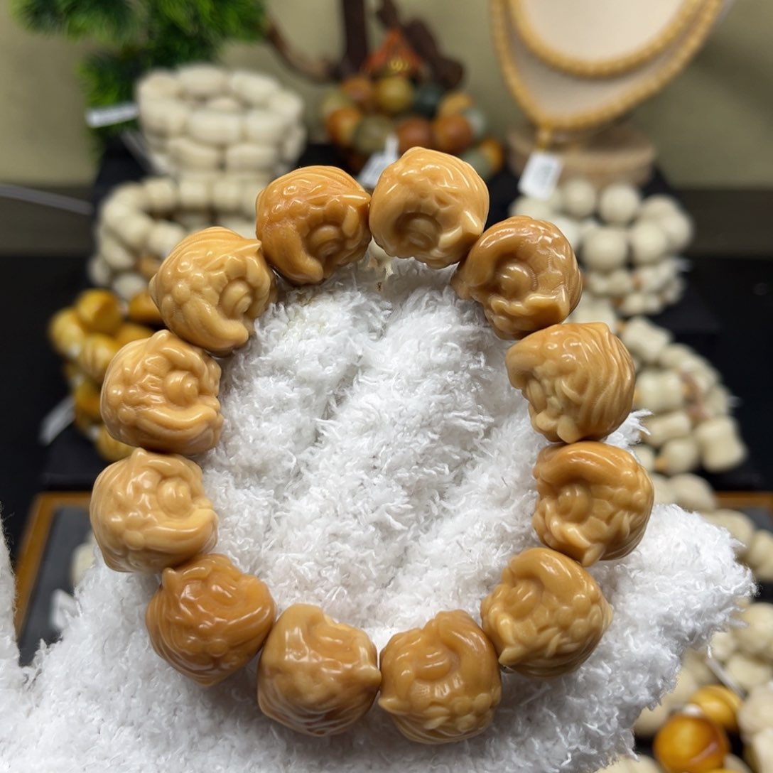 菩提根/象牙果吊坠1.24.11醒狮