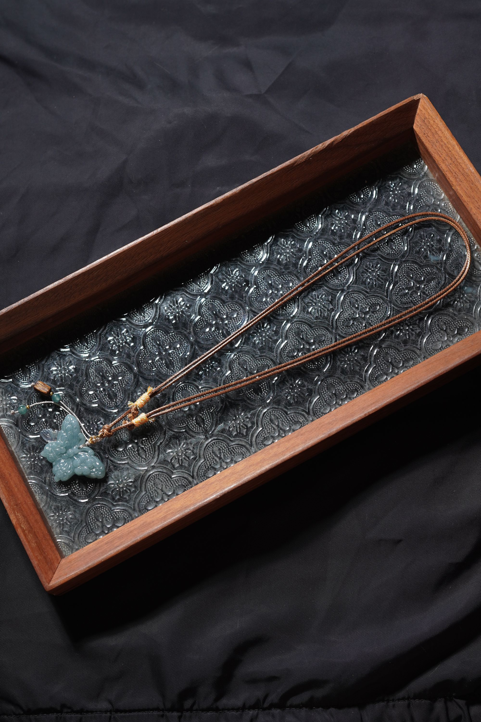 天然蓝水翡翠雕刻蝴蝶40*25*5mm吊坠项链