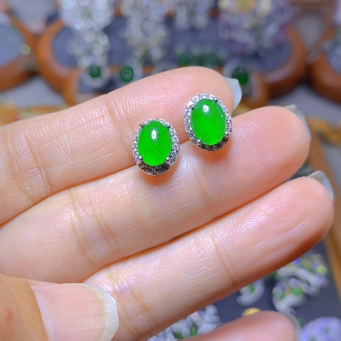 翡翠颈饰银S925镶嵌天然翡翠