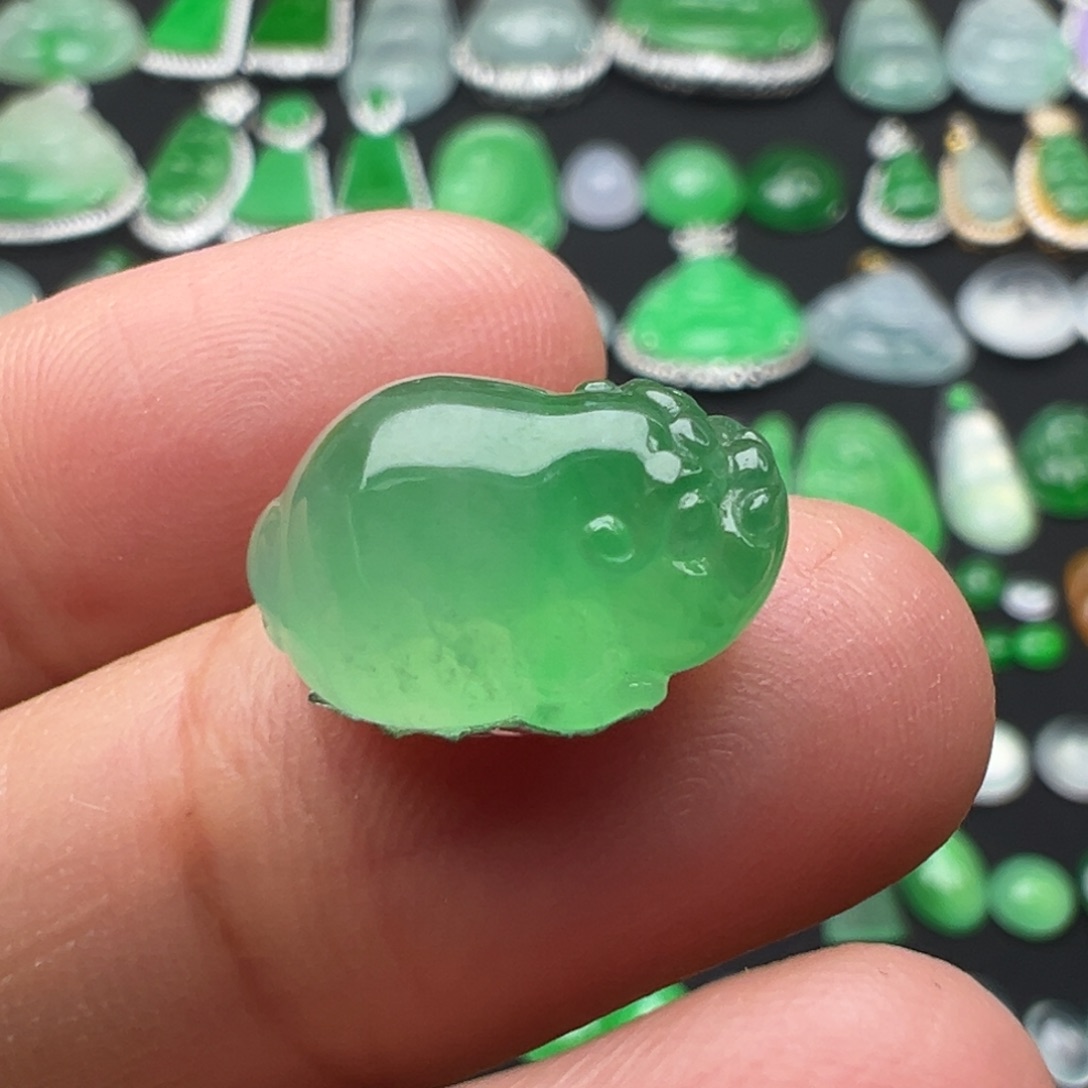 翡翠颈饰未镶嵌金蟾14.5