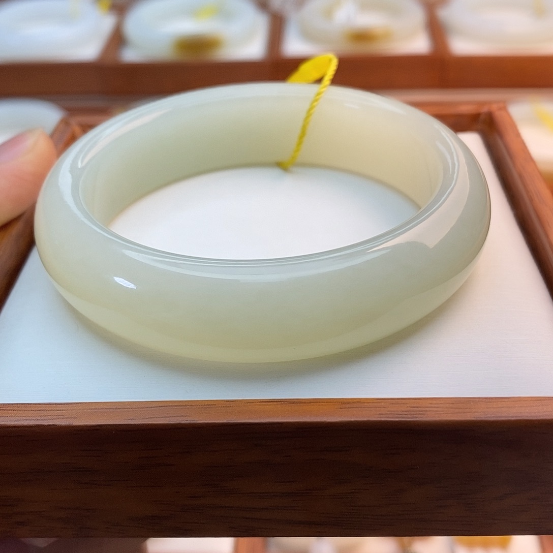 和田玉（白玉）未镶嵌手链